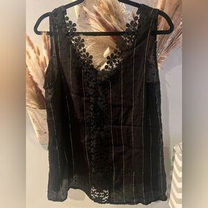 NWT black tank